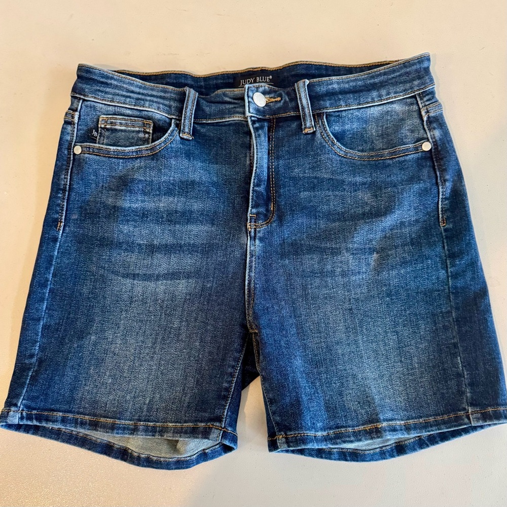Judy Blue High Waist Denim Shorts with stretch-LARGE Jb15222dk